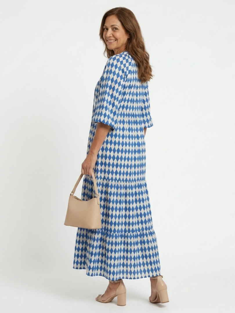 Vivienne | Tiered Midi Dress in Diamond Print