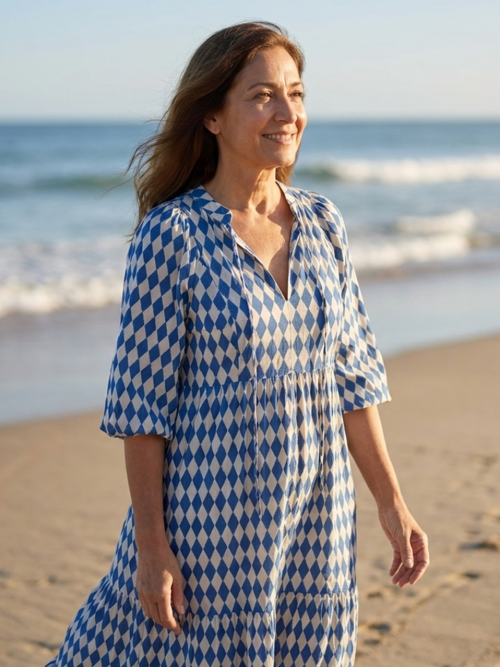 Vivienne | Tiered Midi Dress in Diamond Print