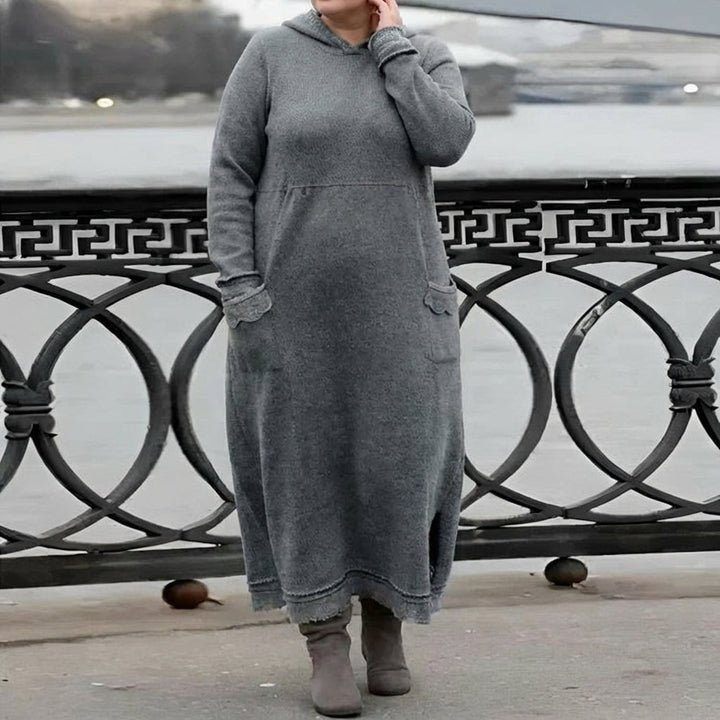 Mara | Knitted Maxi Dress with Long Sleeves & Oversized Fit
