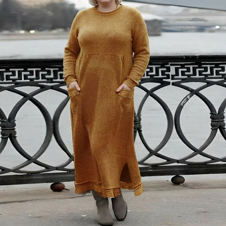 Mara | Knitted Maxi Dress with Long Sleeves & Oversized Fit